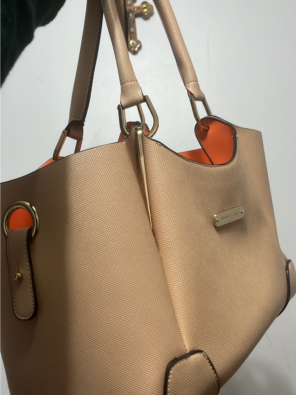 Manocchio Structured Beige Tote with Orange Interior and Gold Plaque